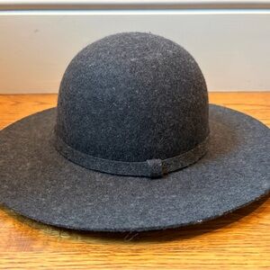 Phase 3 Charcoal wool Women's Hat